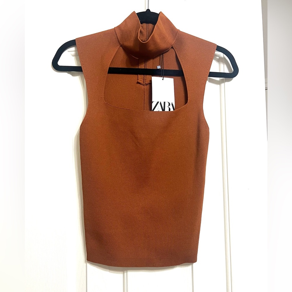 NEW Zara Chic Knit Sleeveless Blouse — Rust Color